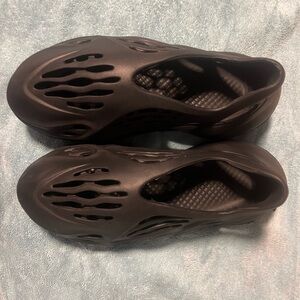 Yeezy foam runners Onyx